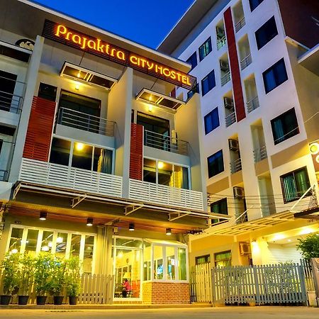 Prajaktra City Hostel Udon Thani Ngoại thất bức ảnh