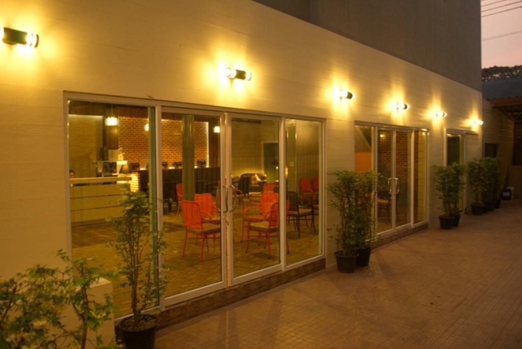 Prajaktra City Hostel Udon Thani Ngoại thất bức ảnh