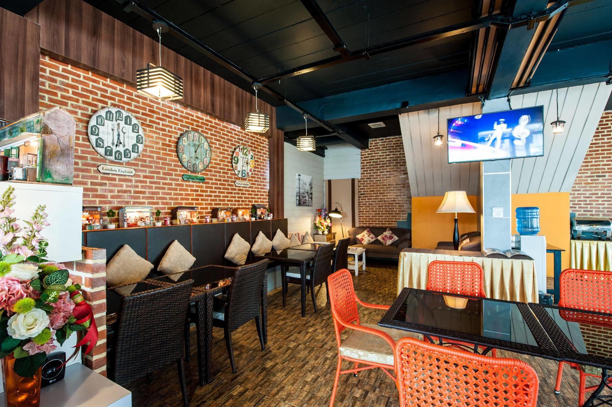 Prajaktra City Hostel Udon Thani Ngoại thất bức ảnh